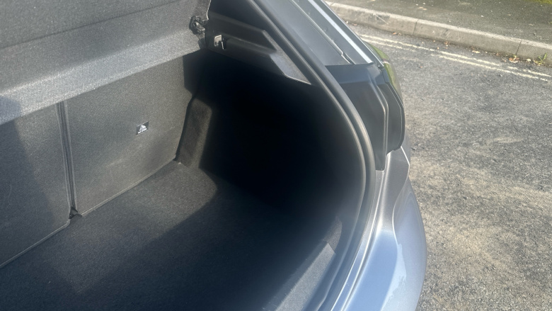 Peugeot 208 1.2 PureTech 100 Allure Premium + 5dr Petrol Hatchback